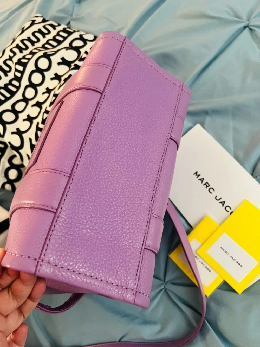 Marc Jacobs The Tote Bag in Lilac Pink Leather - Picture 4 of 5